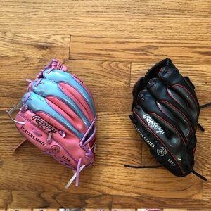 2 Rawlings  Baseball Gloves